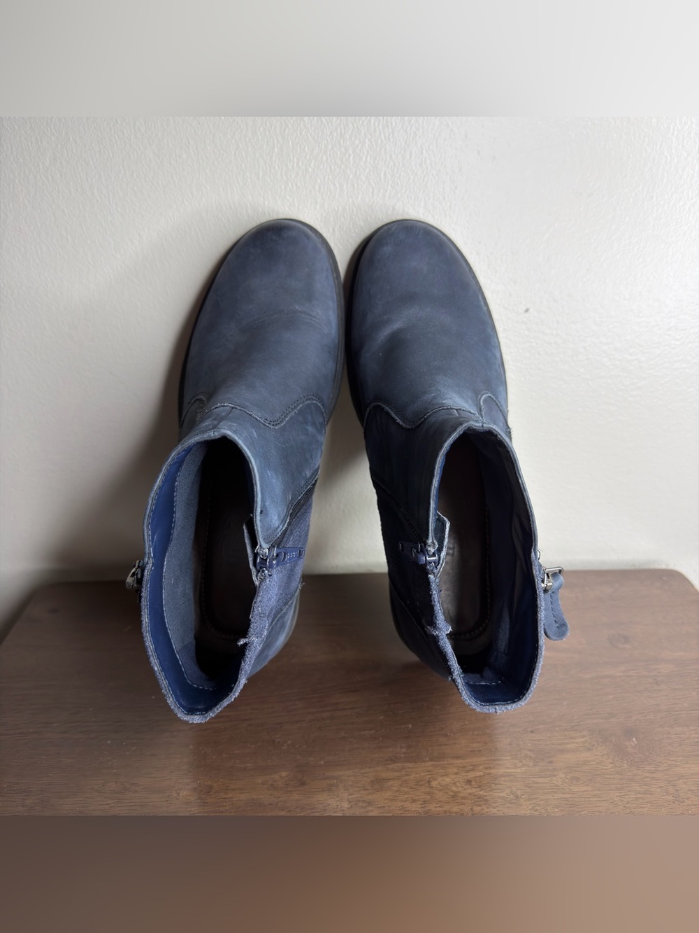 Earth Jordan Navy Blue Leather Boots 9 Womens - Picture 7 of 7